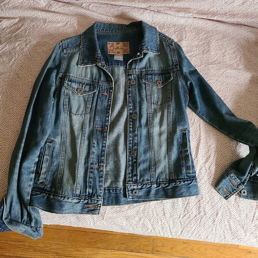Hollister Jean Jacket Size M